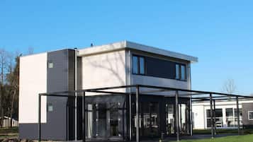 Villa | Exterior