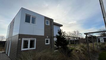Villa | Exterior