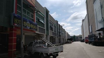 Mặt tiền nơi lưu trú
