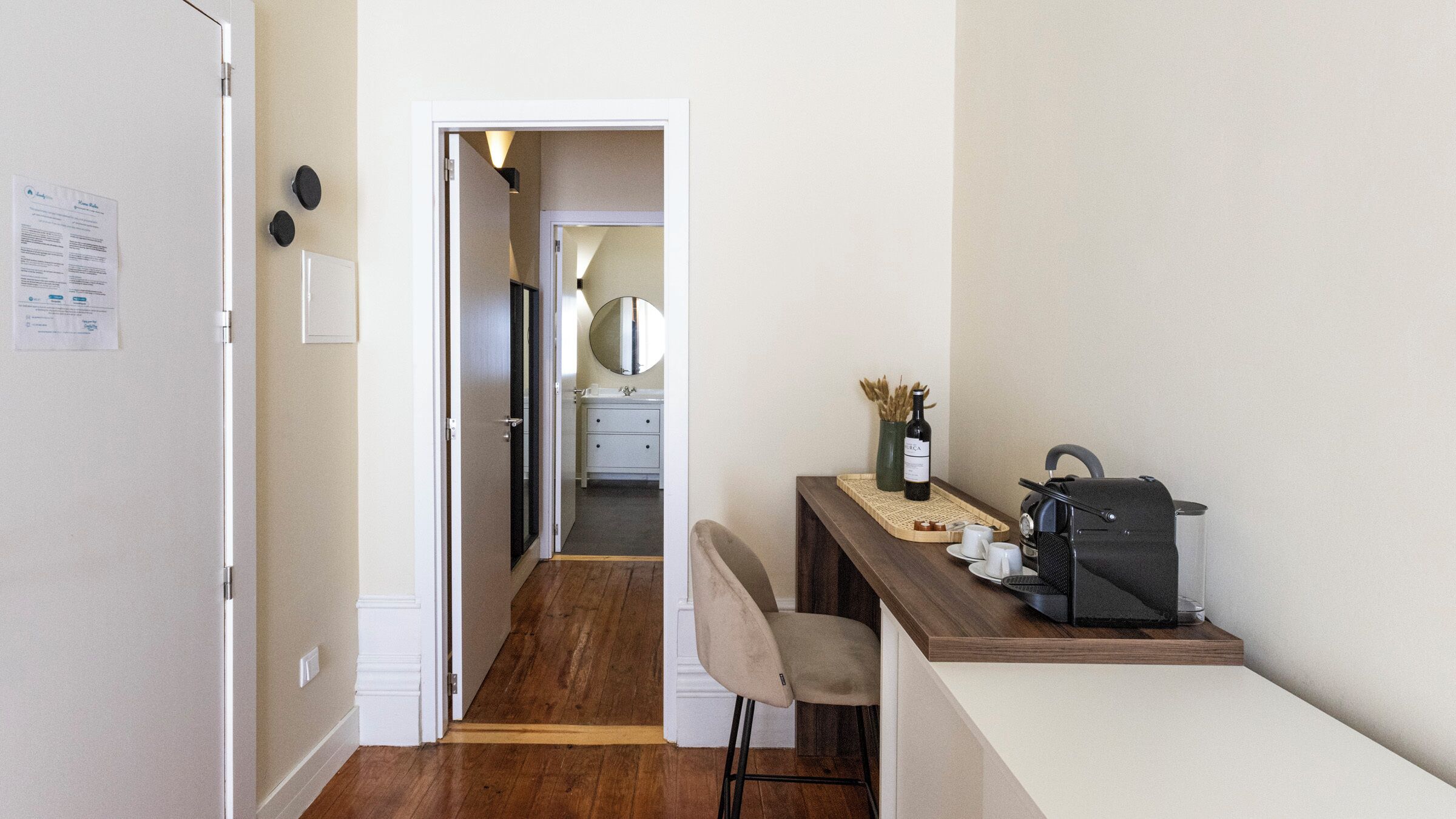 Photo - Guesthouse Bonjardim by LovelyStay