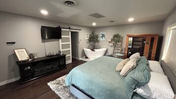 4 sovrum, strykjÀrn/strykbrÀda, wi-fi och sÀngklÀder