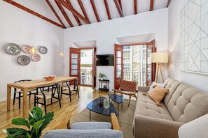 50-inch flat-screen TV with cable channels - Solaga - Mirador de San Juan (Málaga)