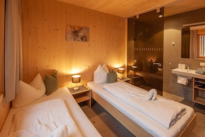 Free WiFi, bed sheets