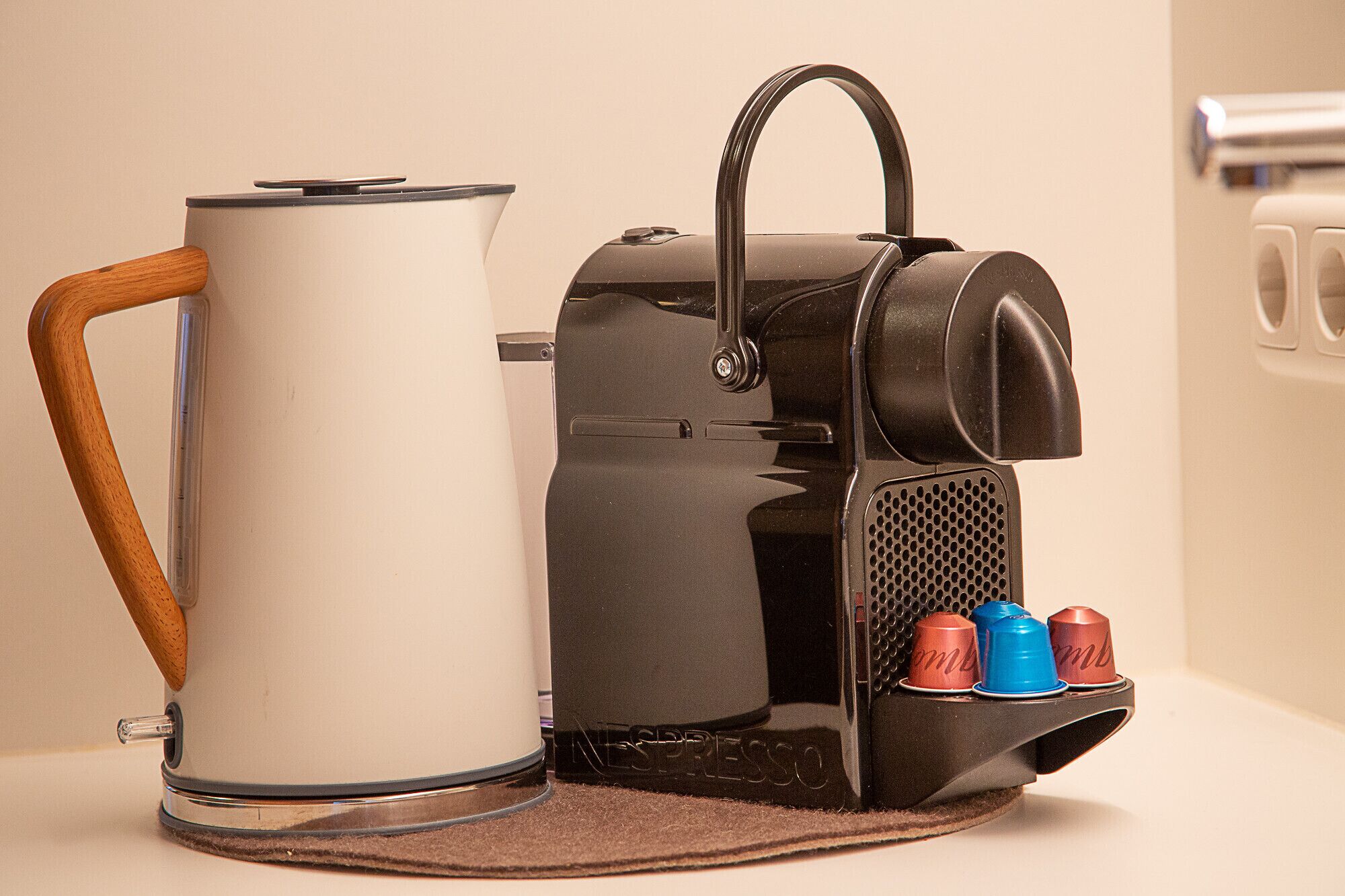 Kaffe og/eller kaffemaskin