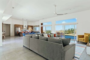 Televisión, oficina