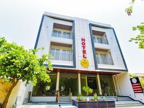 Exterior - Shree Villas Hotel & Restaurant (Jaipur)
