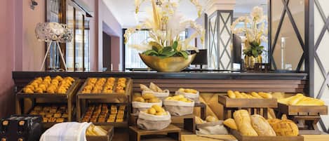 Dagelijks ontbijtbuffet (EUR 19 per persoon)