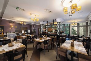 Restaurant - Carlton Hotel Buda Castle (Budapest)