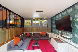 صورة غير مصنفة، 5 من 31، زرّ