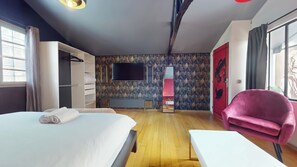 3 bedrooms, iron/ironing board, travel crib, free WiFi - Loft Atelier Design Near Paris & La Défense (Suresnes)