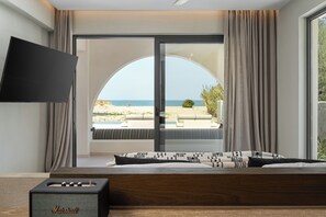 Master Suite Sea View with Private Pool | Beach/ocean view - Dyo Beach Suites (Rethymno)