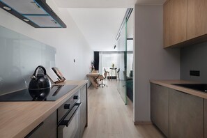 Appartamento City, vista città | Cucina privata | Bollitore elettrico