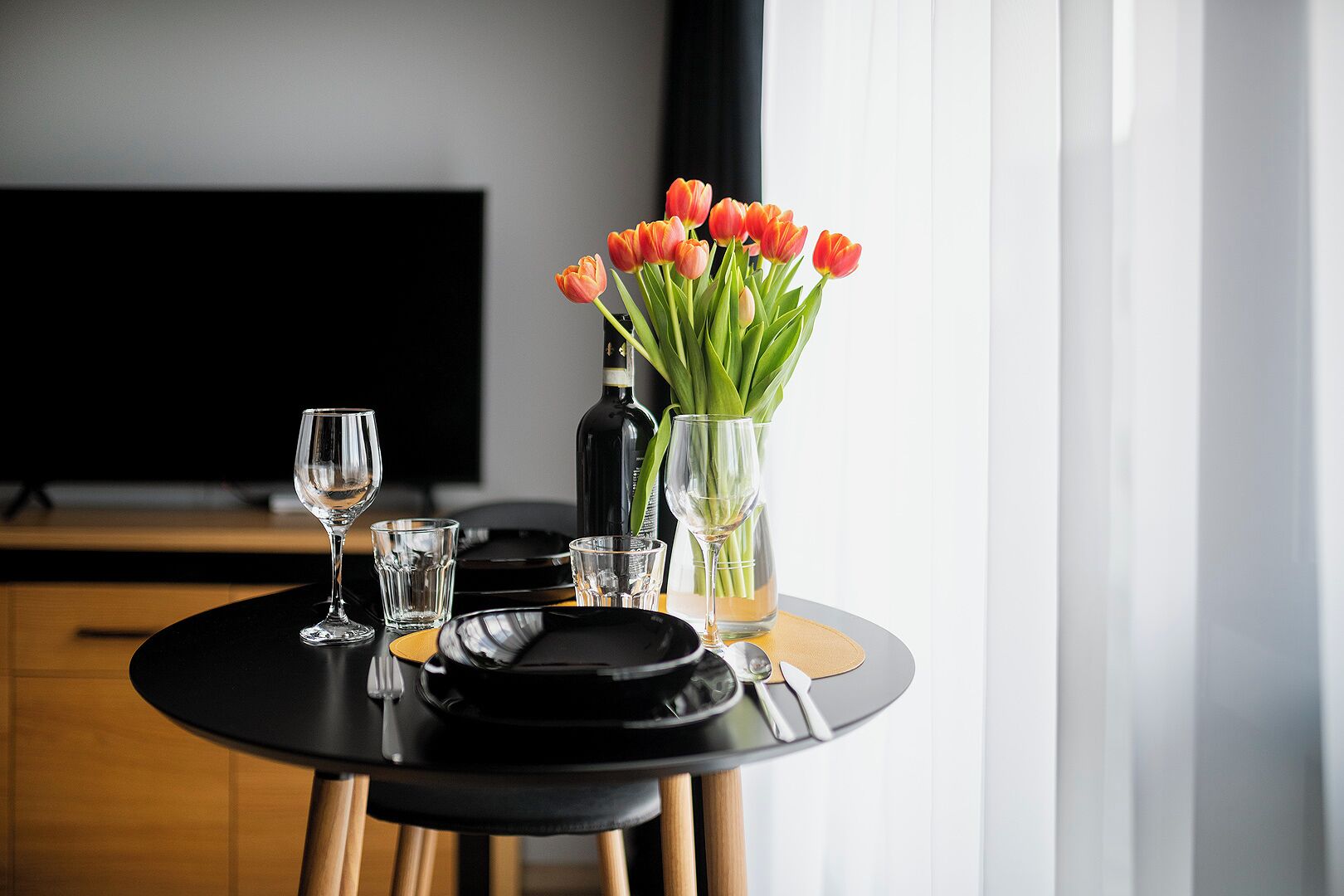 Apartamento City, vistas a la ciudad | Zona de estar | Una televisión de pantalla plana