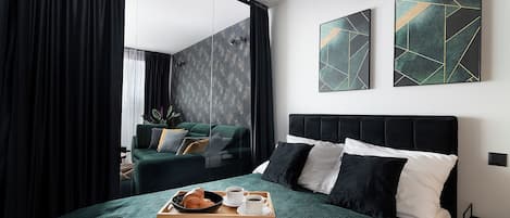 City Apartment, City View | 1 bedroom, iron/ironing board, free WiFi