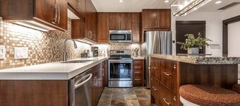 Stunning Silver Creek 1Br Mtn view penthouse