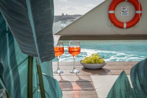 A heated pool - ROP | Designer Penthouse | Private Pool & Valletta Views (Sliema)