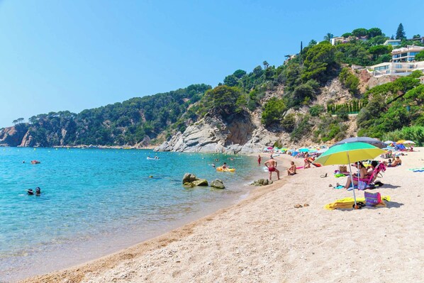 Beach - Villa Rosalicia (Tossa de Mar)