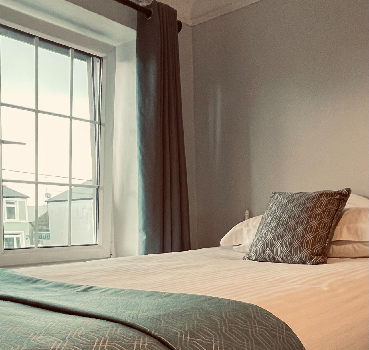 2 chambres, fer et planche à repasser, Wi-Fi gratuit, draps fournis