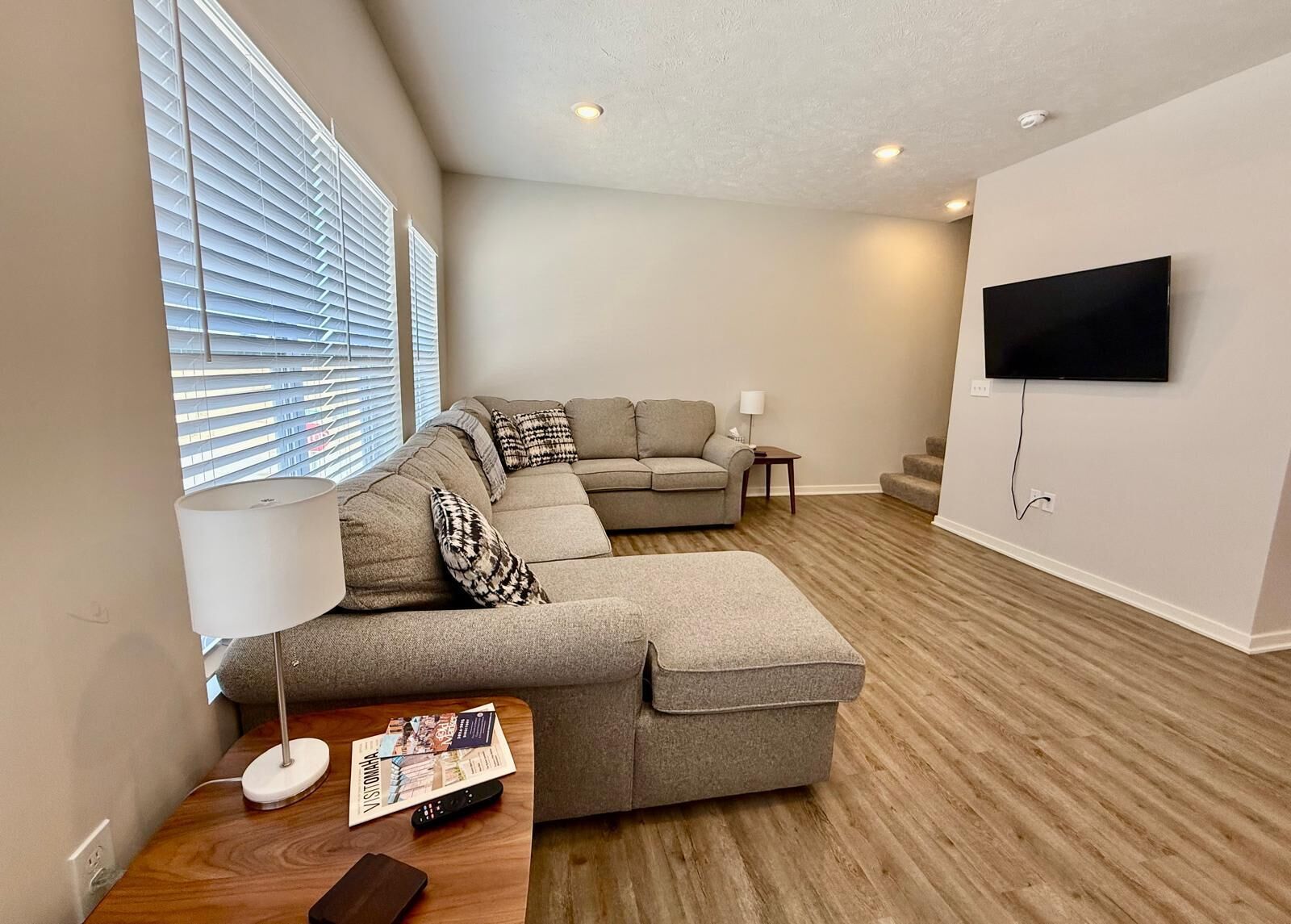 Modern Townhome With Patio Near Trails & Attractions - Omaha, NE