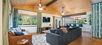 Cozy Retreat on Private Estate with Hot Tub