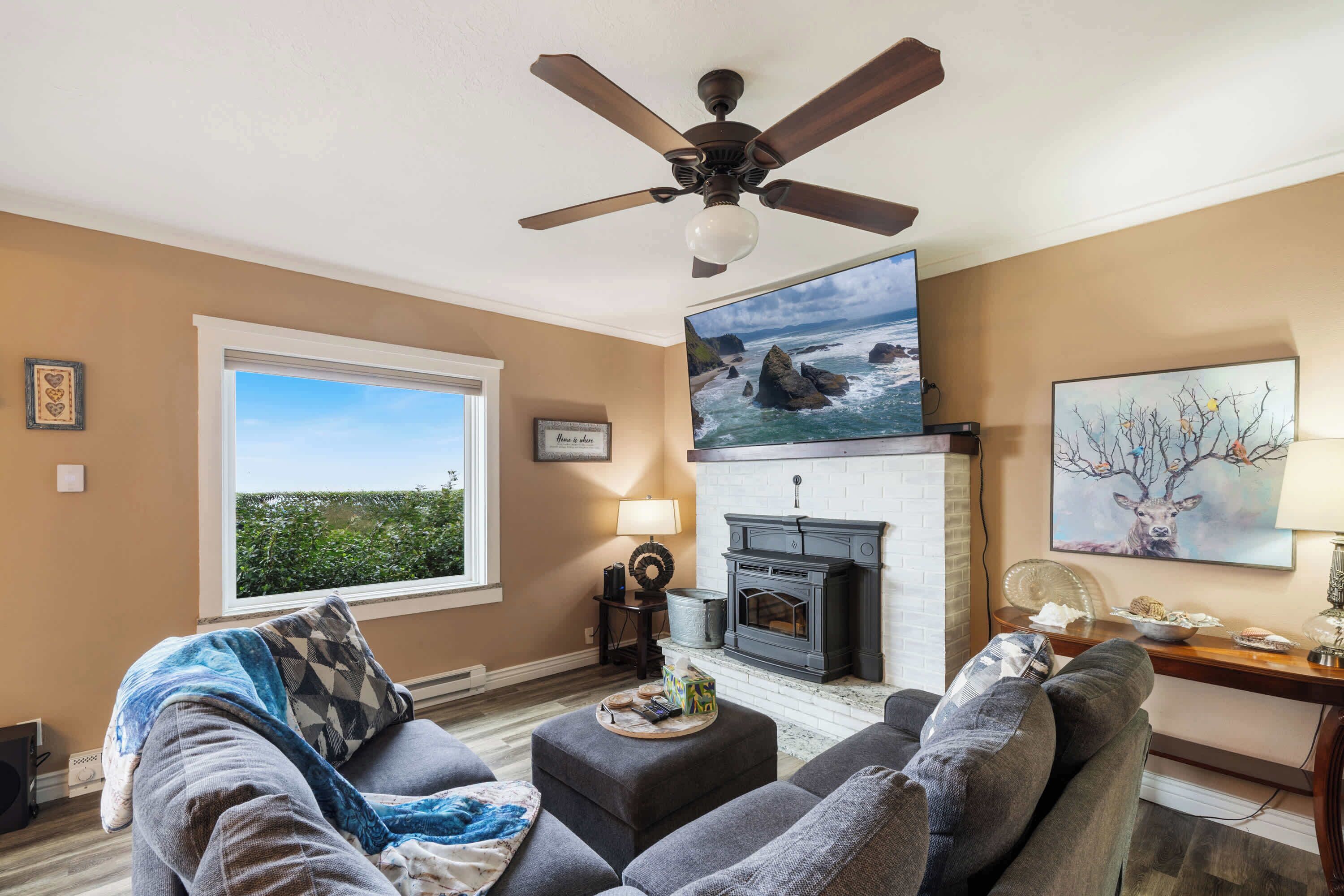 TV, fireplace, offices