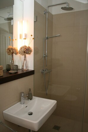 Hair dryer - Kokon Studio Apartment near Hauptbahnhof (Leipzig)