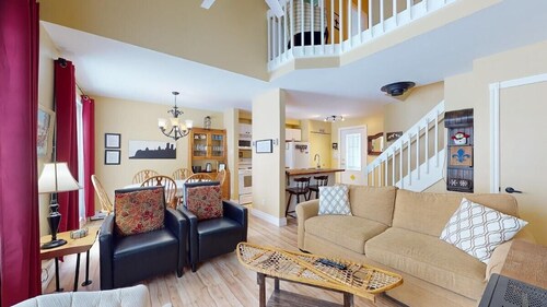 P-17: 3-bedroom condo for 8 people