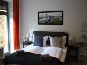 1 bedroom, desk, travel crib, free WiFi