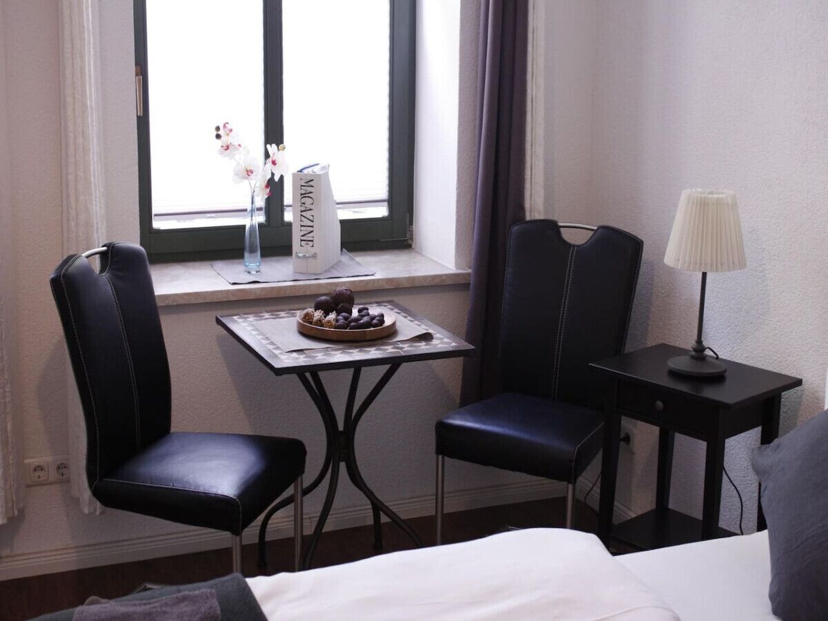 1 bedroom, desk, travel crib, WiFi (free)