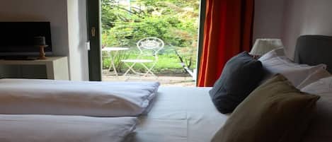 1 quarto, escrivaninha, berço de viagem, Wi-Fi de cortesia