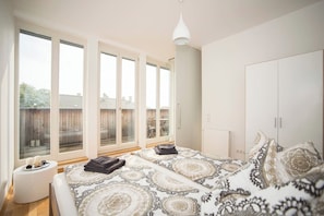 1 chambre, bureau, Wi-Fi gratuit, draps fournis