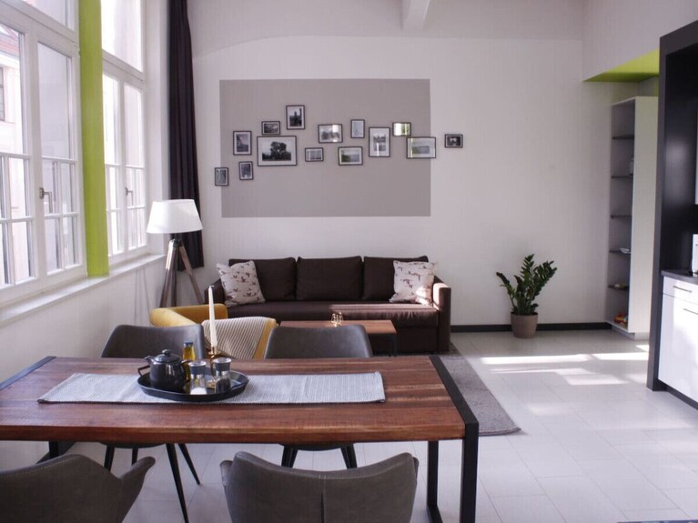 Family Room-family-ensuite With Bath-list 22 - Leipzig