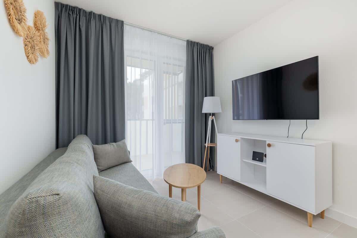 TV, offices