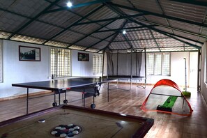 Games room - Avadale Wayanad - Stag Group Not Allowed (Vythiri)