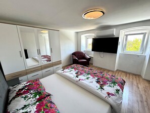 3 chambres, Wi-Fi gratuit, draps fournis
