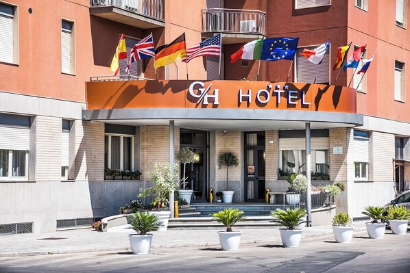 Property entrance - GH HOTEL  (Piazza Armerina)