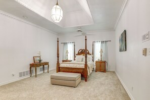 House (4 Bedrooms) | Interior - 11 Mi to Dtwn: Luxe Home w/ Pool in Fort Worth (Fort Worth)