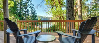 Port Orchard Lakefront Cabin w/ Fire Pit & Grill!