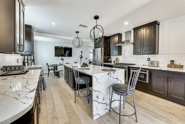 Interior - Dog-friendly Duarte Vacation Rental w/ Smart TV! (Duarte)