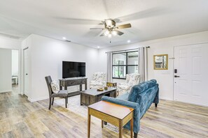 Casa (2 Bedrooms) | Interior