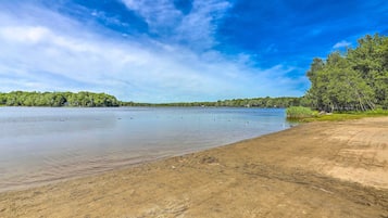 Cottage (2 Bedrooms) | Interior