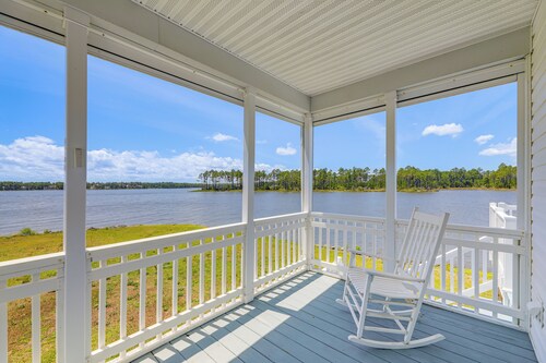 Waterfront Merritt Home w/ Boat Dock & Deck!