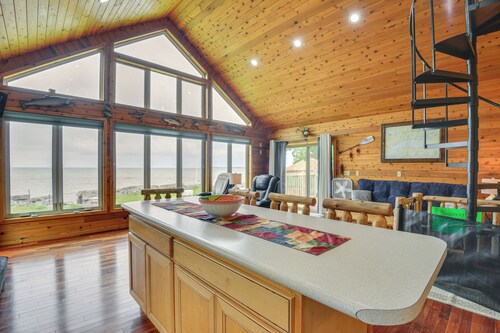 Lakefront Views & Private Yard: Three Mile Bay Gem