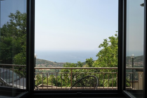 Villa Dino - Casa Flowers