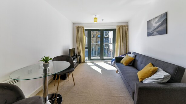 Unclassified image, 1 of 9, button - Amazing Apartment in London - Free Parking (London)