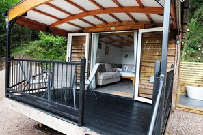 Cabin | Property grounds - Wildwood Quarry Cabin - Pet Friendly - Sleeps 3/4 (Mold)