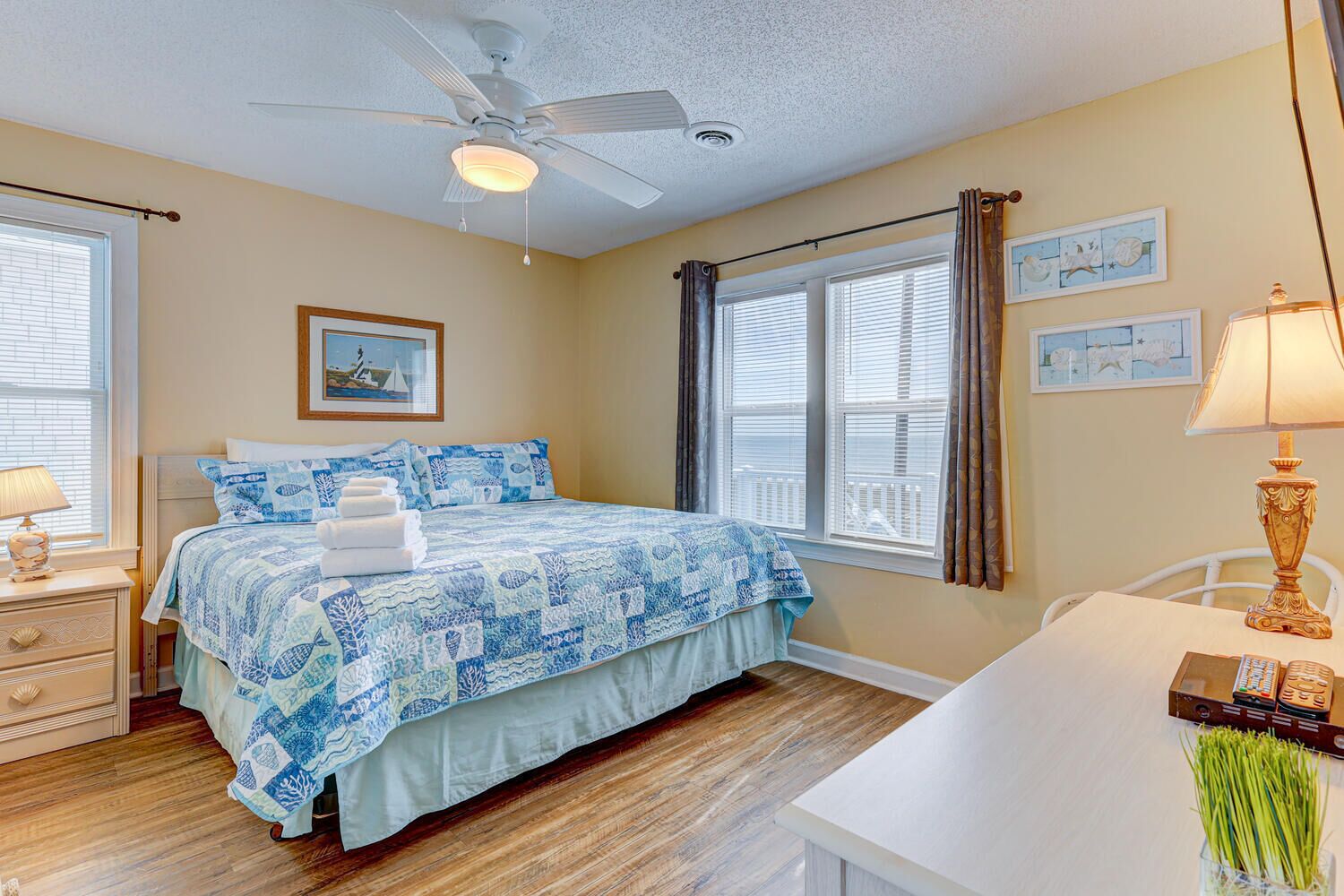 4 bedrooms, WiFi, bed sheets