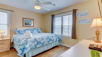 4 bedrooms, WiFi, bed sheets