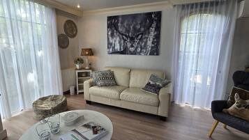 House | Living room