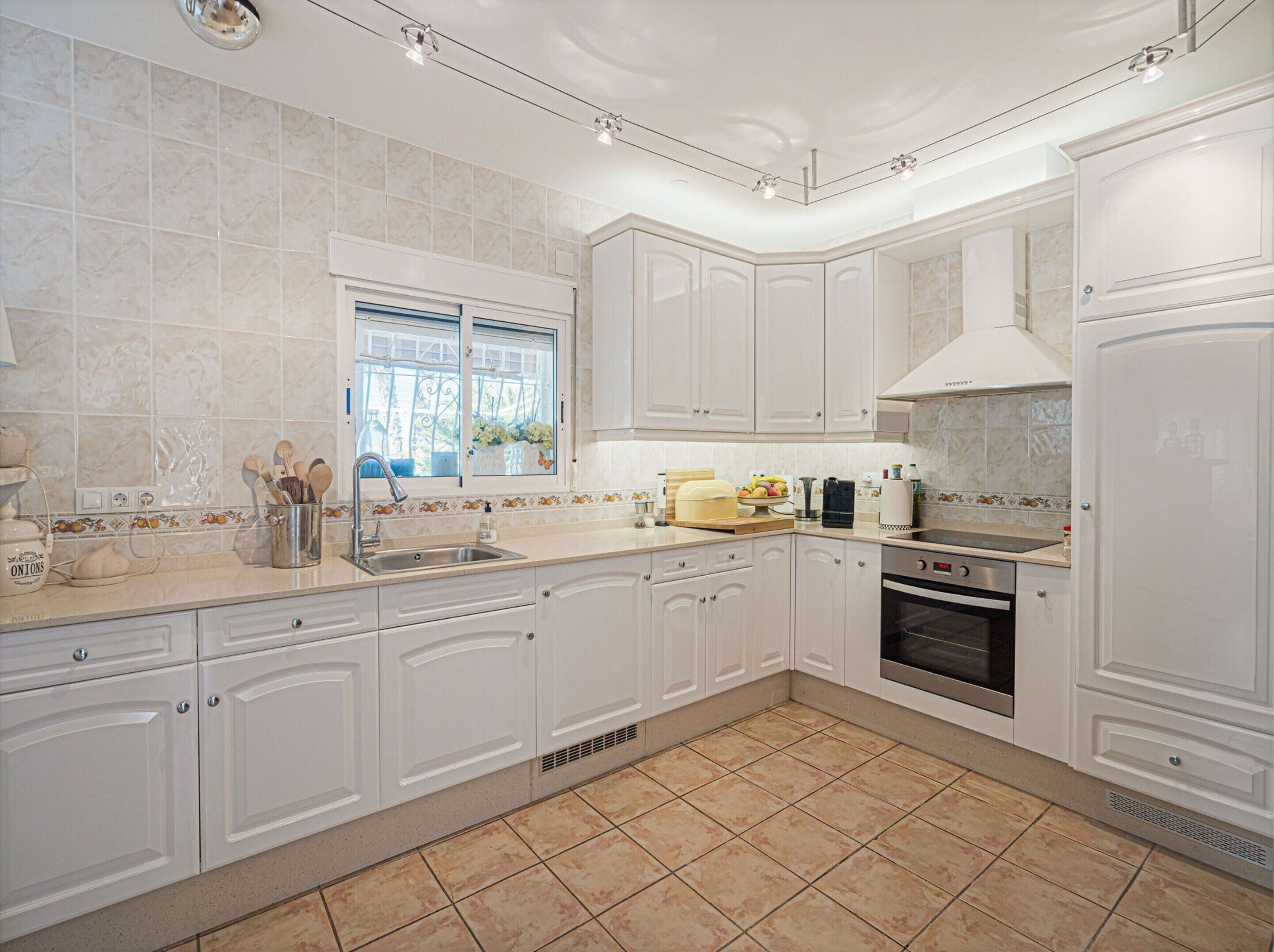 House | Private kitchen